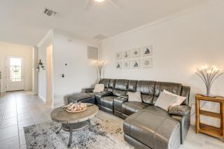 Coastal Home with Swim Spa and Lanai in Port Charlotte - Port Charlotte - 6