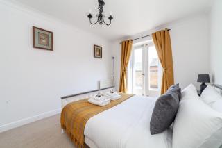 Cozy Welcoming 2BR Flat Near Excel Centre - Londra - 7