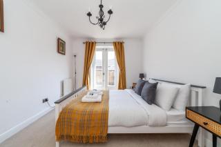 Cozy Welcoming 2BR Flat Near Excel Centre - Londra - 9
