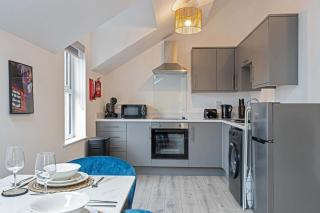 Unique 1 bed Penthouse in East Village, Belfast - Walk to City Centre, Roof Terrace - Belfast - 5