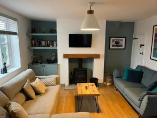 Sunshine Cottage - 7