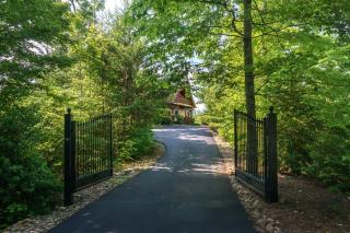 Among The Clouds by Stony Brook Cabins - 9