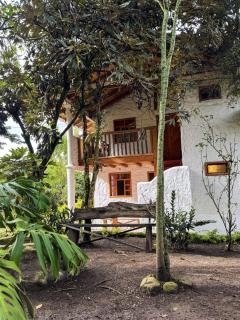 Andes Lounge - Otavalo - 0