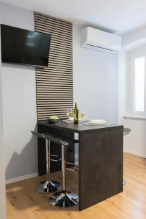 Apartman Poluotok 1 - 7