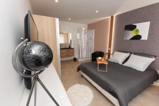 Le Ray's Inn - 8