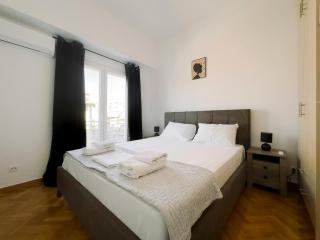 Mihail Voda Spacious 107sqm apt in Athens - 5
