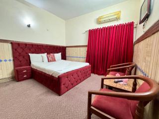 Uk Family Lodge - Islamabad - 1