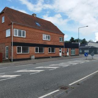 Hyggelig lejlighed i stille by - Vemb - 0