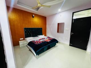 Reunion Homestay - Dehradun - 8