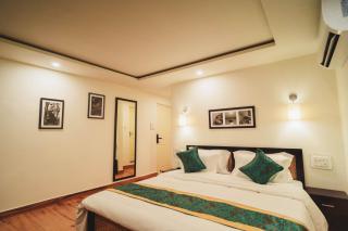 Dojee's The Floral Home - 1