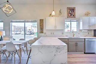 55 and Community with Pool and Spa Green Valley Retreat! - Green Valley - 1