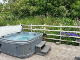 The Coach House & The Stables Yorkshire Peak District With and without hot tub options - 3