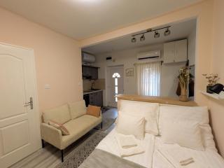 Frasolis Studio Apartman - Szeged - 0