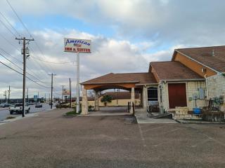 OYO American Inn And Suites Victoria - Victoria - 4