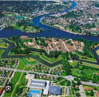 Apartment with private outdoor area - 9