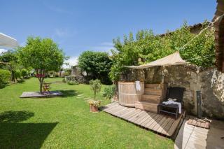 Apartment House Artes with Free Hot Tub & Sauna - 8