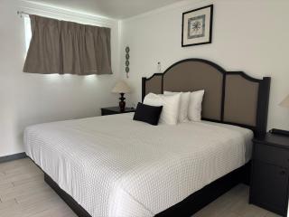 Holiday Isles Resort - 8