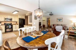 River Run Getaway Private Dock Pet Friendly Kayaks - Bend - 1