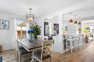 Boating Enthusiasts, Walk to the Beach, Heated Pool - The Corner cottage - Roelens - Fort Myers Beach - 1