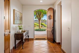 Krisyn Vineyards - 3