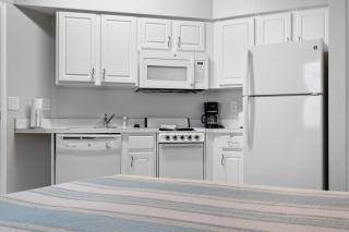 Breath Taking 3 BR Direct Oceanfront Condo with Private Balcony at The Wyndham Ocean Walk Resort - Daytona Beach - 6
