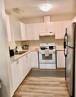 All private 2 BRoom w 2 QUEEN BEDS-1 BTHRM-FREE PARKING-FAST WI-FI-CENTRAL LOCATION - 8