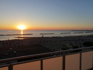 Terrazzo Panoramico Fronte Mare Zamponi - Civitanova Marche - 1