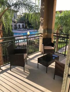 2 Bedroom Pool View Balcony Condo Close to Disney - 7