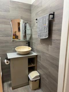 STUDIO East Legon, Adjiringanor - 8