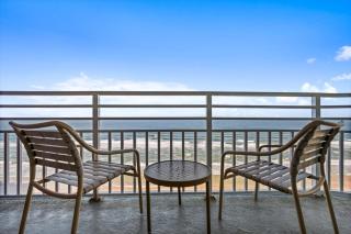 Serene Oceanfront Getaway 1BR with Private Balcony at Wyndham Oceanwalk - Daytona Beach - 1