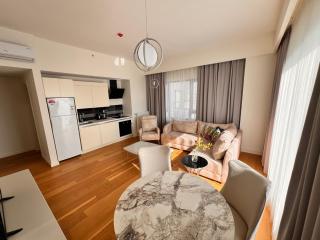 Divan Residence - Güneşli Near Ataköy Metro Station - Istambul - 0