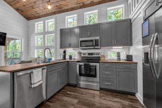 Menlo GA Tiny Home Experience - 8