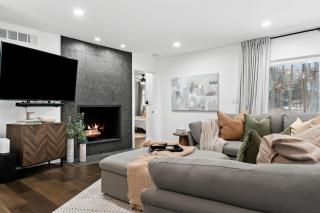 NEW Cozy 3BR Home - Gym, Game Room & Prime Location - Rochester Hills - 3