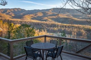 Heavenly View, Hot Tub, 3 King Beds, Pool Table - Gatlinburg - 9
