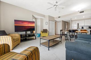 Oceanfront Bliss 2 BR Retreat with Direct Ocean Front Balcony at The Wyndham Ocean Walk Resort - Daytona Beach - 4
