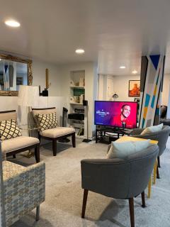 2 BR Homestay Basement Falls Church - 0