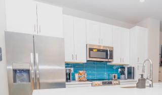 Cozy Downtown Retreat, Sleeps 8, Qbeds, Near Bojangles Coliseum - Charlotte - 4