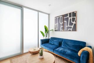 75-2D NEW Prime UES W&D Balcony Elevator - New York - 4