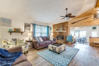 Crappie Fishing On Site! Lake Tawakoni Escape - 7