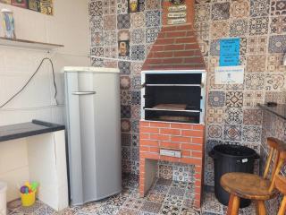 Casa Terrea com piscina e churrasqueira pertinho da praia para ate 34 hospedes - Itanhaém - 8