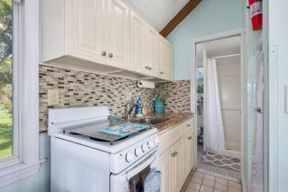 Seaside Cottages - Cottage 12 - Seas The Day - South Yarmouth - 4