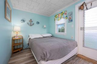 Seaside Cottages - Cottage 18 - Blue Birds Nest - 1