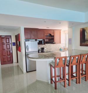 Cancun Beach & Nightlife Paradise SALVIA CONDOMINIUMS - Cancún - 1