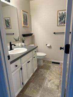 Cozy North Keizer Retreat - 2