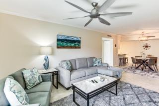8 Mi to Beach Modern Condo in Fort Myers! - Fort Myers - 6