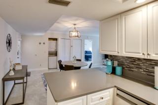 8 Mi to Beach Modern Condo in Fort Myers! - Fort Myers - 1