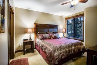 Luxury 3 Bedroom Breckenridge Vacation Rental With Mountain Views Steps From Historic Main Street - 3