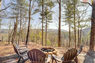 Scenic Mtn Views and Fire Pit Modern Lenoir Retreat - Hogetown - 9