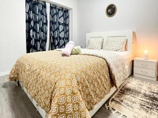 Chachino Guesthouse -5 Mins walk to Train & Bus Station - Agualva - 6