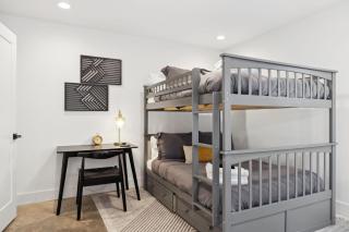 1st Flr Nashville Escape Downtown & Top Spots - 3